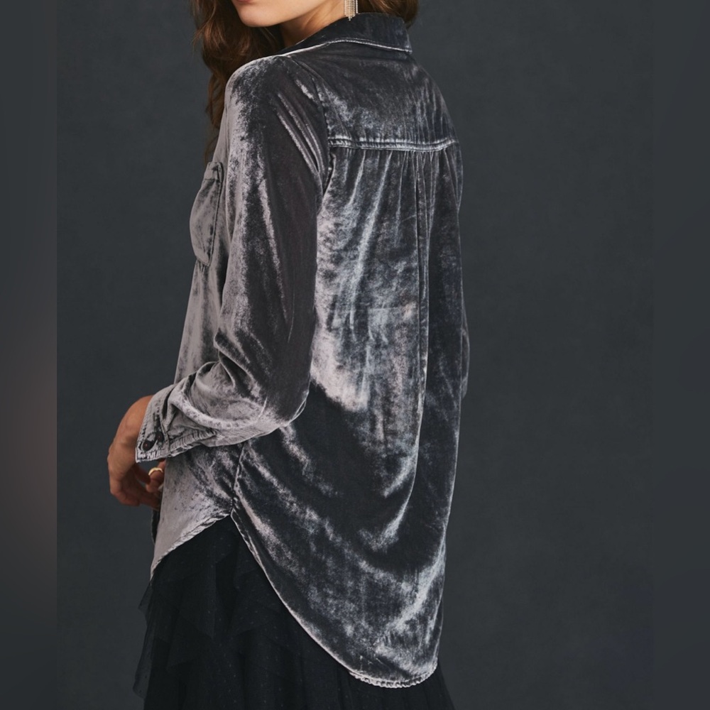 Pilcro by Anthropologie Relaxed Velvet
Buttondown - Picture 2 of 5